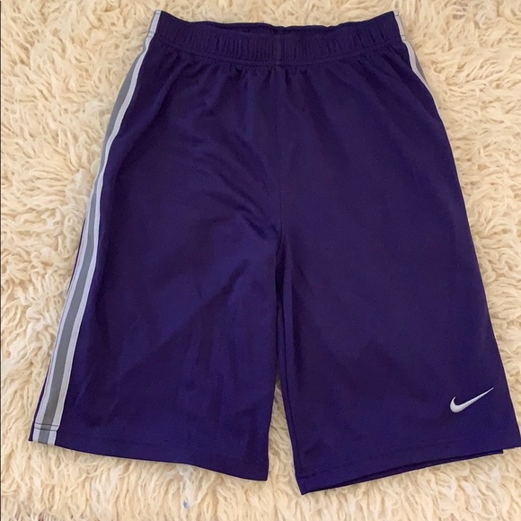 boys purple nike
